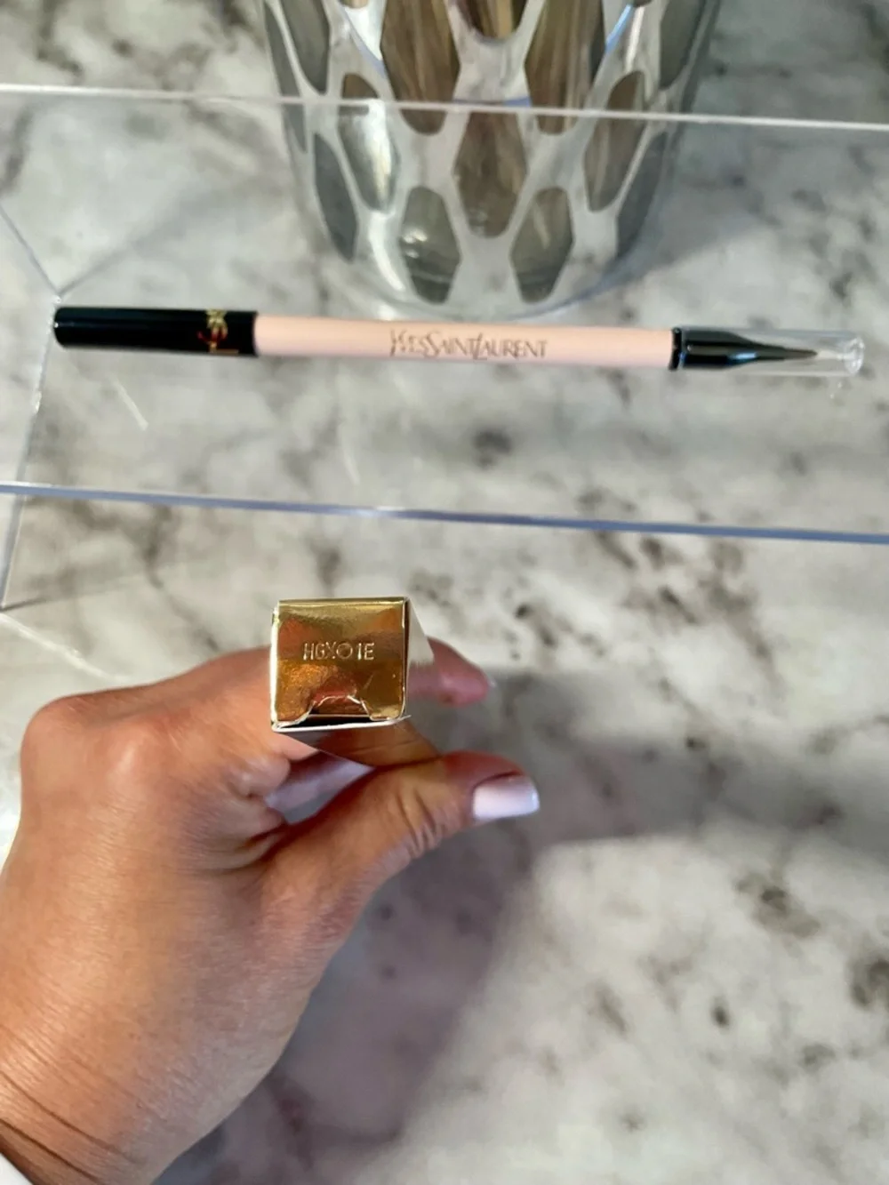 Yves Saint Laurent Lines Liberated 24H Waterproof Eyeliner-09 Unmuted White